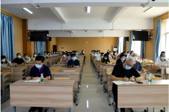 学院开展疫情防控知识培训 提高教职工防控知识和技能水平